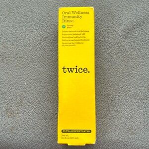 — twice !! - oral wellness immunity rinse - strong mint flavor